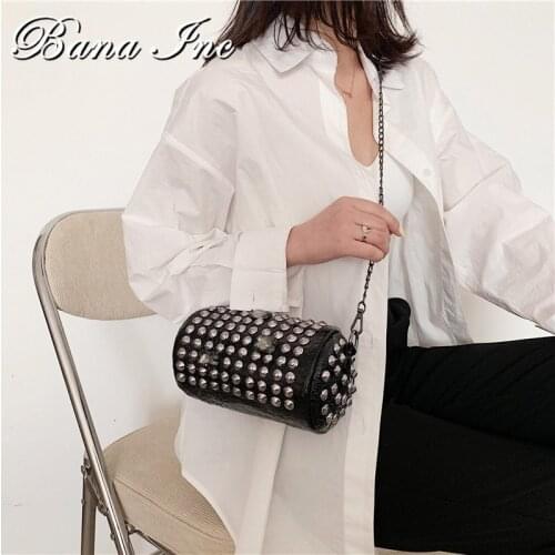 Large Capacity Fashion Rivet Chain Shoulder Bags for Women 2021 New Handbag Pu Leather Flap Small Square Bag Bolsas Feminina