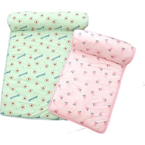 Cooling Pet Cat and Dog Mat, Small and Medium-sized Summer Cooling Ice Mat Breathable Non-slip Dog Bed, Pet Supplies Wholesale
