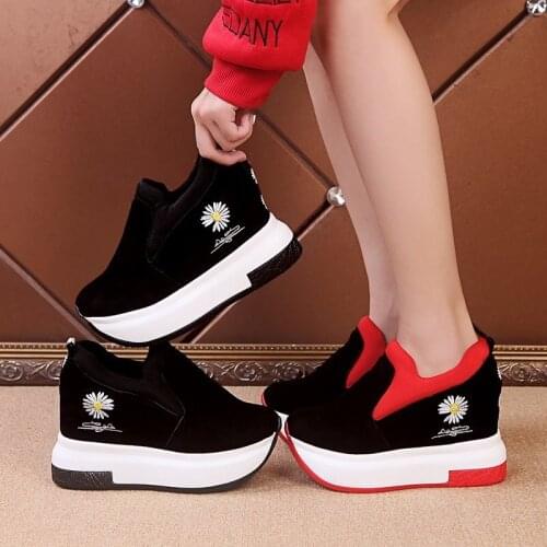 Inner increase womens casual sports shoes spring and autumn fabric thick bottom color matching all-match student shoes trend