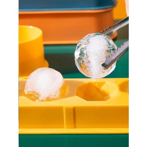 Homemade ice hockey ice mold refrigerator ice box spherical ice box creative household ice box ball mold