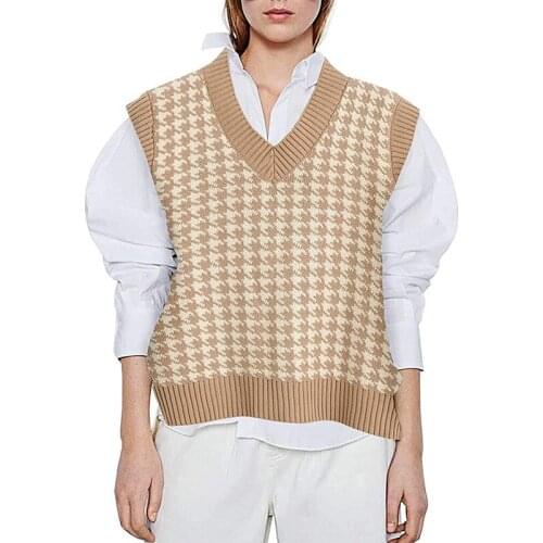 Women Vest Sweater 2021 Fashion Knitted Loose Sweater Vintage Female Waistcoat Chic Oversized Sweater Tops Women Sweater Vest