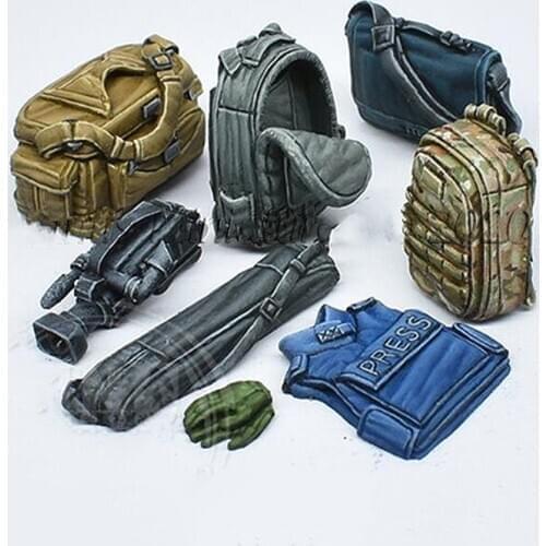 1/35 modern bag accessories Resin figure Model kits Miniature gk Unassembly Unpainted