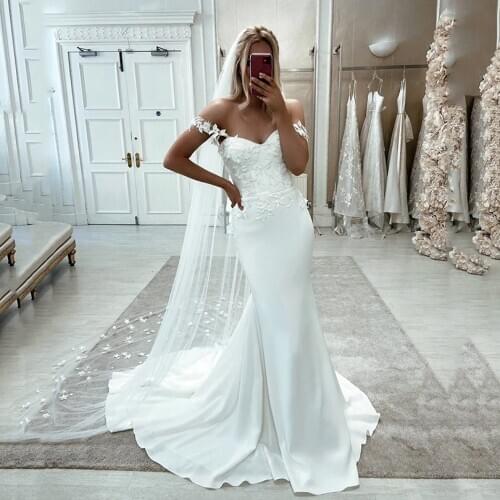 Romantic Satin Mermaid Wedding Dresses Off Shoulder Lace Flower Wedding Gowns Sweep Train Outdooring Bridal Dress Custom Made