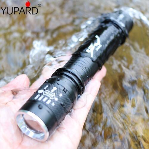 XM-L2 tactical flashlight powerful waterproof underwater scuba diving zoom lantern fill light torch T6 white light LED camping