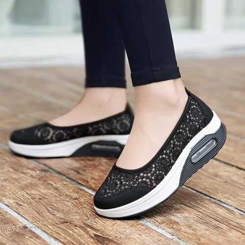 6 Colors Lace Hollow Slip On Flat Shoes Air Cushion Platform Sneakers Female Shallow High Heel Wedge Casual Flat Breathable Soft