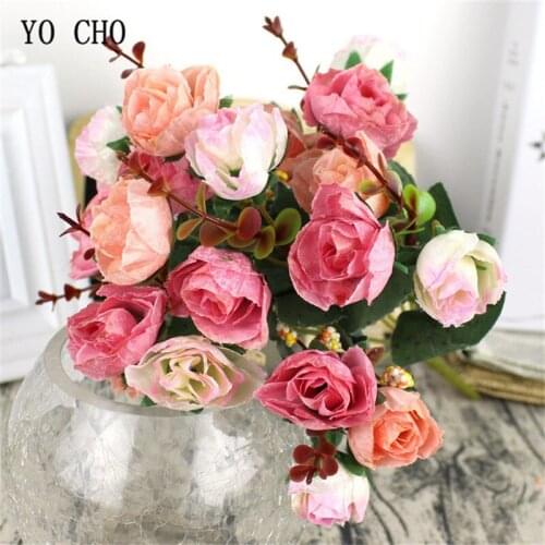 1 Bunch European Retro Silk Artificial Rose Flowers Eucalyptus Plastic Plant Fake Floral for Wedding Party Home Decoration