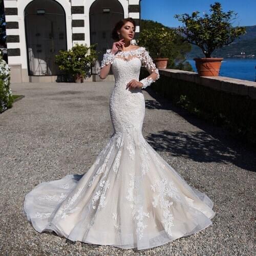Scoop Neck Champagnes Lace Appliques Mermaid Wedding Dress 2020 Long Sleeves Sweep Train Elegant Bridal Gown Custom made WD440