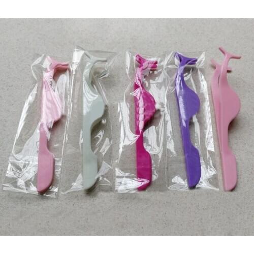 1PCS False Fake Eyelashes Extension Clamp Auxiliary Tweezers Clips Plastic Practice Beauty Eye Lash Makeup Tools Color Random