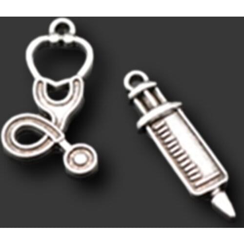 10pcs Silver Color doctor to give patients the best exhortations syringes and stethoscope series alloy pendants A676