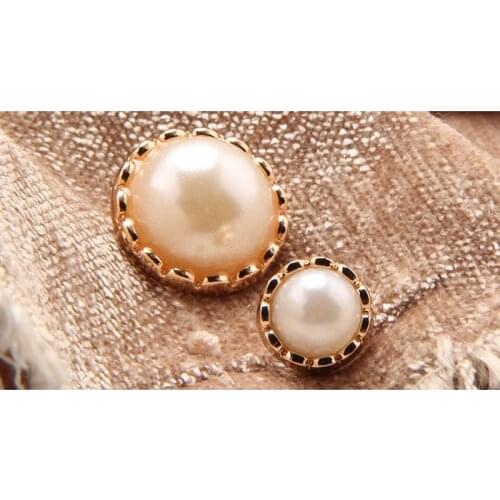 10pcs 11.5mm 18mm Buttons High Quality Shank Laciness Pearl Gold Embroidery Garment Clothes Needlework Antique Ornament Decor