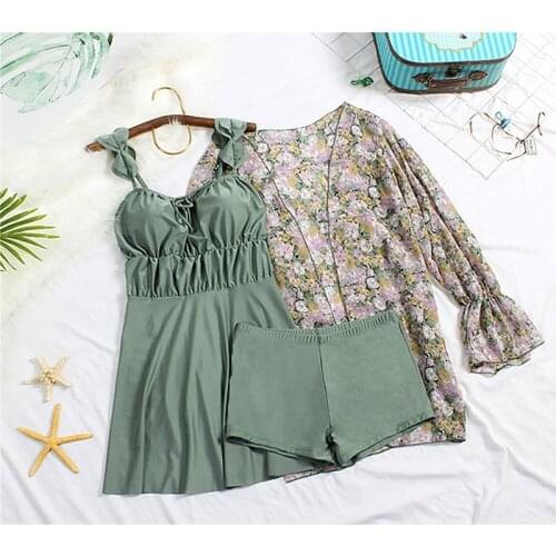 STAERK suit girl three-piece conservative sweet conservative school students show thin and sexy smock hot spring resort