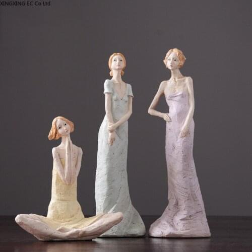 Nordic Cute Girl Heart Desktop Decoration Bedroom Resin Figure Statue Craft Girl Room Living Room Home Decoration Decoration