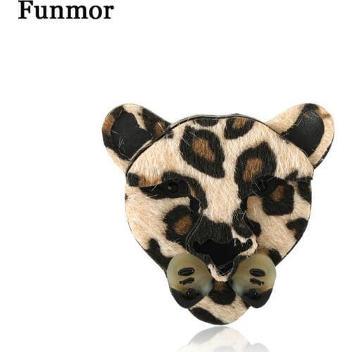 Funmor Leopard Head Brooches Acrylic Pins Horse Hair Women Men Coat Jackets Bag Decoration Accessories Holiday Ornaments Gfits