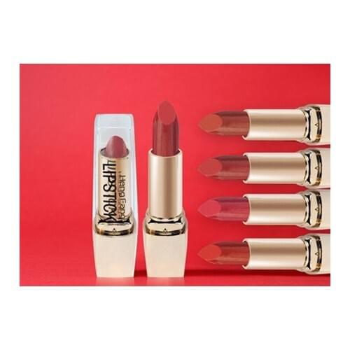 Nourishing lipstick is soft, moist and bright lip gloss is easy to color and does not stick to cups