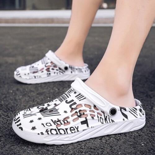 Sandals mens fashion teenagers cool bathroom household slippers mens sandals and slippers hole shoes Baotou soft light