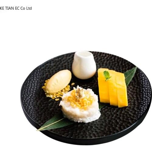 European Ceramic 10-inch Dinner Plate Black and White Western Steak Plate Home Round Cuisine Dessert Fruit Salad Plate Tableware