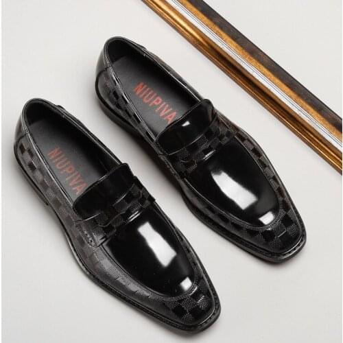 Luxury Classic Shoes Mens Carving Loafer Genuine Leather Black Gray Slip On Men Dress Shoes Designer Shoes Wedding Formal Shoes