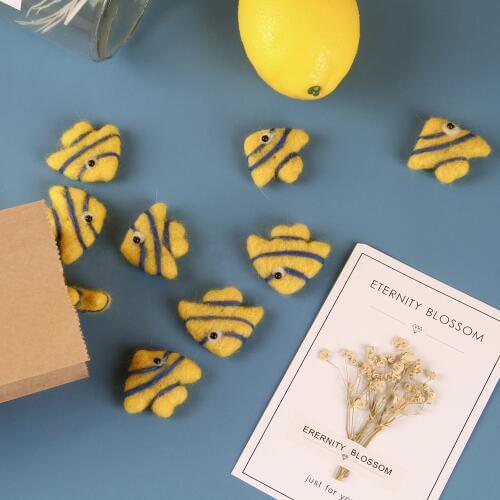 1PC Handmad Pure Wool Felt Flamingo, Fish and Carrot DIY Jewelry Accessories Feltro Manualidades Costura Felting Wool AMOR869