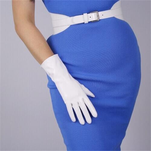 28cm Patent Leather Gloves Medium And Long Section Emulation Leather Silky Lined Bright Black White Red Female Gloves PU111