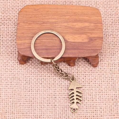 20pcs New Fashion Keychain 31x12mm fish bone Pendants DIY Men Jewelry Car Key Chain Ring Holder Souvenir For Gift
