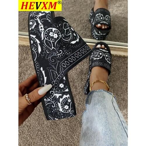 2021 Spring/summer Women New High-heeled Thick-soled Casual All-match Graffiti Style Slippers Large Size Outdoor Beach Sandals