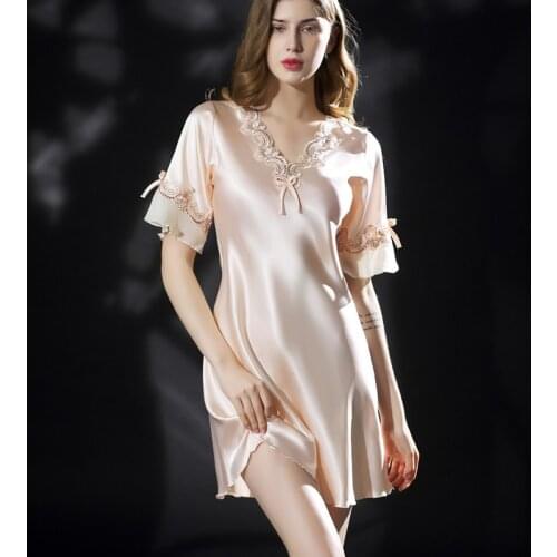 2021 New Ice Silk Sexy Pajamas Ladies Home Service Simulation Silk Mid-sleeve Nightdress Loose Large Size Silk Thin Section Nigh