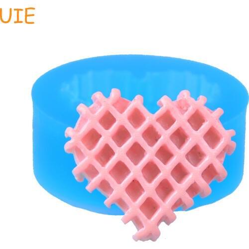 QYL399U 21.1mm Heart Waffle Cookie Silicone Mold - for Fondant, Cake Decorating, Cabochon, Waffer Biscuit, Candy, Resin Mold