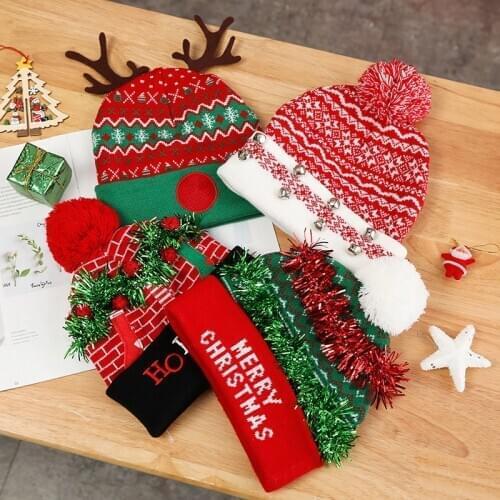 2020 New Year LED Knitted Christmas Hat Beanie Light Up Illuminate Warm Hat For Kids Adults New Year Christmas Decor