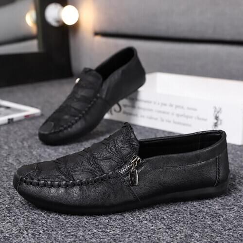 2020 Leather Men Shoes fashion Casual Flats Men Shoes outdoor Breathable Loafers Leather Slip on Moccasins Comfortable