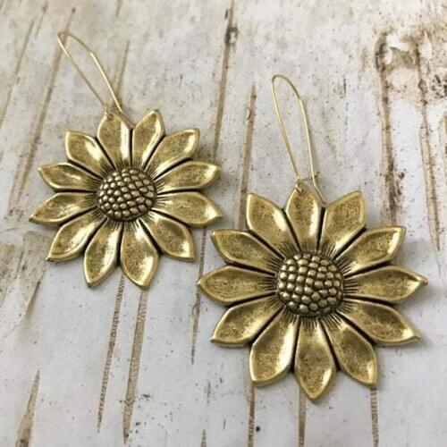 Vintage sunflower daisy Earrings Unusual for women Hanging earrings hoop Stud korean Gothic earrings jewelry