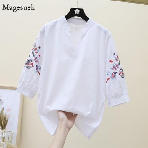 Plus Size Embroidery Shirts Fashion V-neck Stripe White Women Tops Summer Casual Chemise Ethnic Style Blouse Femme Blusas 14995