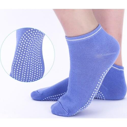 Non Slip Yoga Socks Women Anti Slip Silicone Gym Pilates Ballet Socks Fitness Sport Cotton Breathable Elasticity Scoks X759B