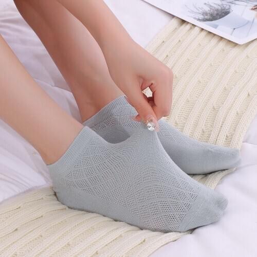 5Pairs Women Socks Small fresh striped cotton socks Colored stripes female Mesh socks High quality girl socks