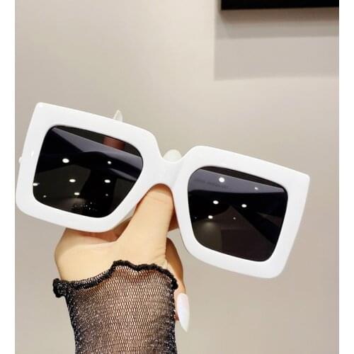 New Fashion Square Sunglasses Ladies Classic Brand Designer Retro Gradient Sun Glasses Women Sexy Eyewear Unisex