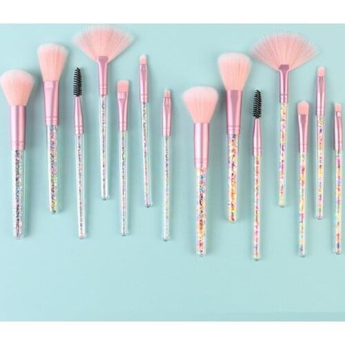 7 Pcs Transparent Flowing Crystal Candy Brush Diamond Particle Handle Makeup Brush Set Make up Tools Kit Full Professional 2021