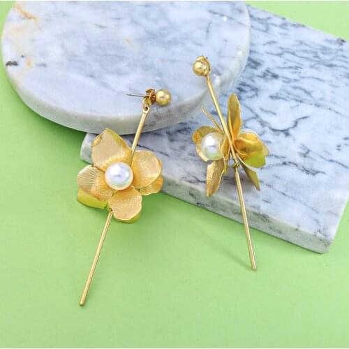 Romantic Acrylic Pearl Long Drop Earring For Women Jewelry Accessory Wedding Gift Gold Color Flower Earring