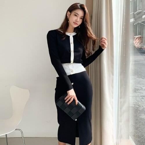 2021 New Womans Autumn Clothes Knitting Costume For Women Cardigan Suit With Skirt Pockets Tops + Knit Short Skirt 2 Pieces Sets