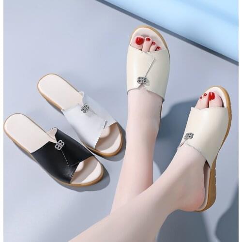 Summer New Style Bright Diamond Casual Leather Womens Slippers Size 35-40 Womens Shoes Sandals
