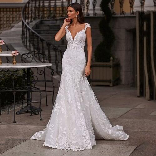 2020 Thinyfull New Arrival Sexy Mermaid Wedding Dresses Button Cap Sleeve V Neck Bride Dresses Lace Appliques Tulle Bridal Gown