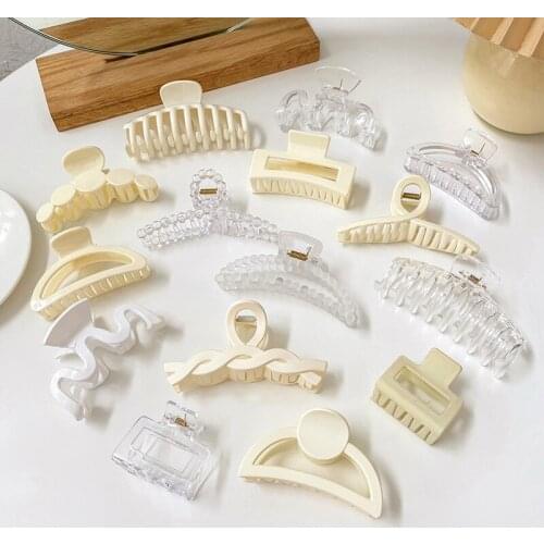 New Women Hair Claws Headwear Elegant Clear Acrylic Hair Clips Geometry Hairpins Barrette Headwear for Girls Hair Accessories