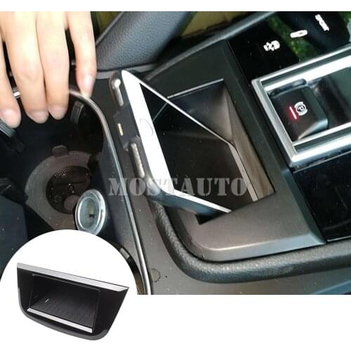 The Phone With QI Wireless Charging For Porsche Cayenne Wireless Car Charger Phone Charger Center Console 2015-2020