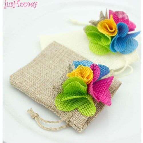 JusHomey 50pcs 7x9cm Rustic Burlap Gift Bags w/ Jute Flowers Drawstring Party Gift Pouches,Jewelry Packing,Wedding Favors