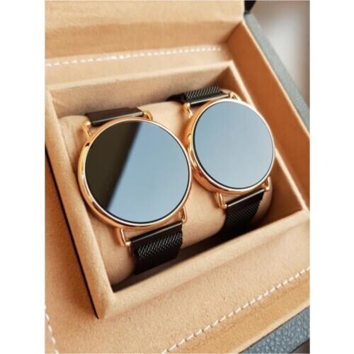 Gold Time Siyah Renk Mıknatıslı Kordon Dokunmatik Sarı Kasa Sevgili Saatleri