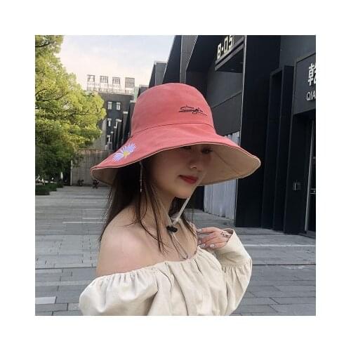2021 women hat bucket hat Daisy Floral fashion Casual Adult Caps Pink girl Sun hat fisherman hat fishing hats accessories cow