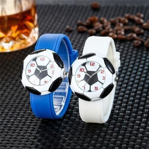 Soccer Pattern Quartz Watch Uniset Sport Wristwatches 2018 Football Workd Cup Football Soft Comfortable Watch Gift For Men Teens