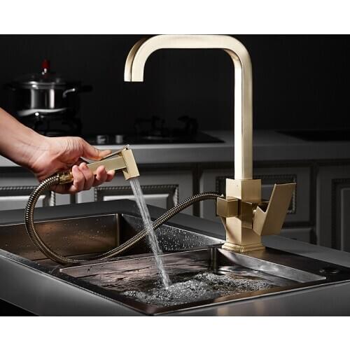 Brushed Gold Brass Kitchen Sink Faucet Hot & Cold Sink Mixer Tap Multi Functional Pull-Out Faucet Deck Mounted Rotating