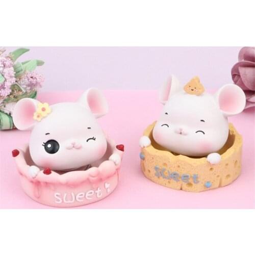 Shaking Head Mouse Ornament Home Decoration Accessories Desktop Resin Craft Figurines Toy Car Interior Adornment Child Girl Gift