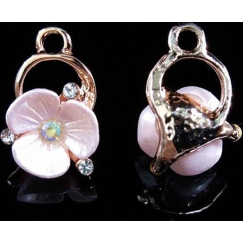 2017New 100pcs Flowers Rhinestone Buttons and DIY earring Pandent for Wedding Decoration and DIY hair accessories RM61