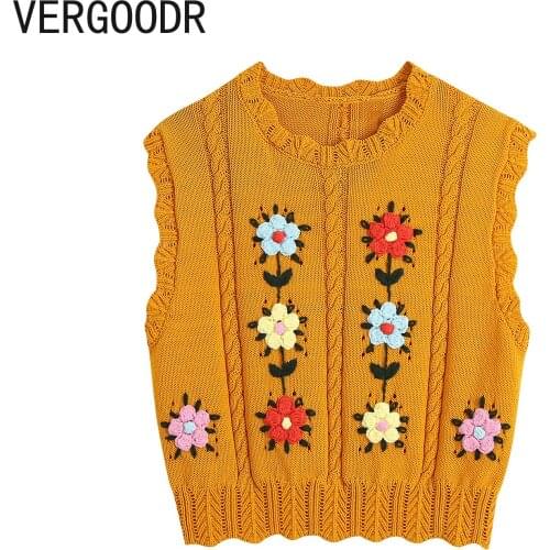Autumn Sweaters for Women 2021 Sleeveless Flower Embroidery Knit Pullover Sweater Woman High Street Crop Sweater Vest