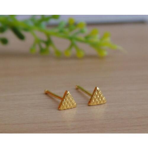 999 Real 24K Yellow Gold Earrings Women Luck Triangle Stud Earrings 0.48g 4mmW Beauty Women Earrings